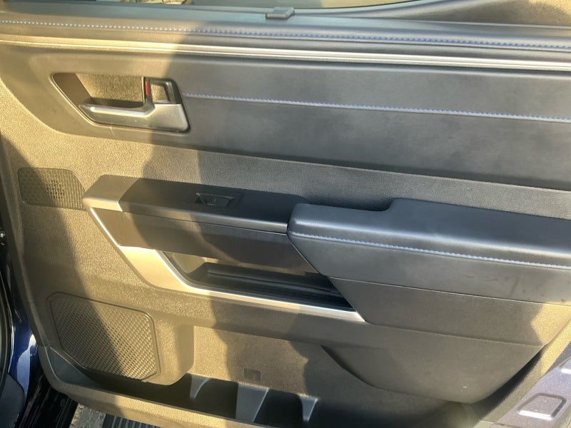 2023 Toyota TUNDRA 4X4 Platinum