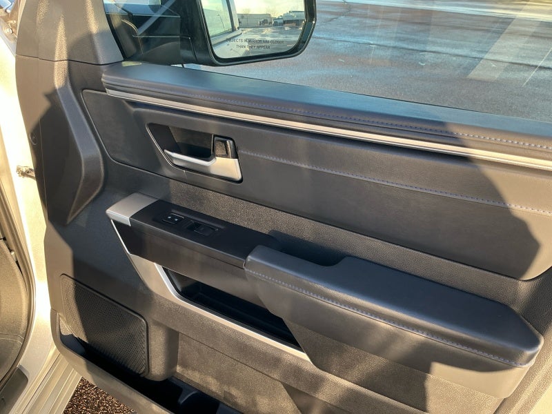 2023 Toyota TUNDRA 4X4 Platinum