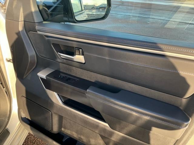 2023 Toyota TUNDRA 4X4 Platinum