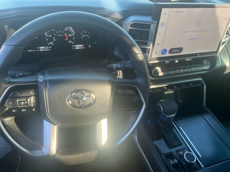 2022 Toyota TUNDRA 4X4 Platinum