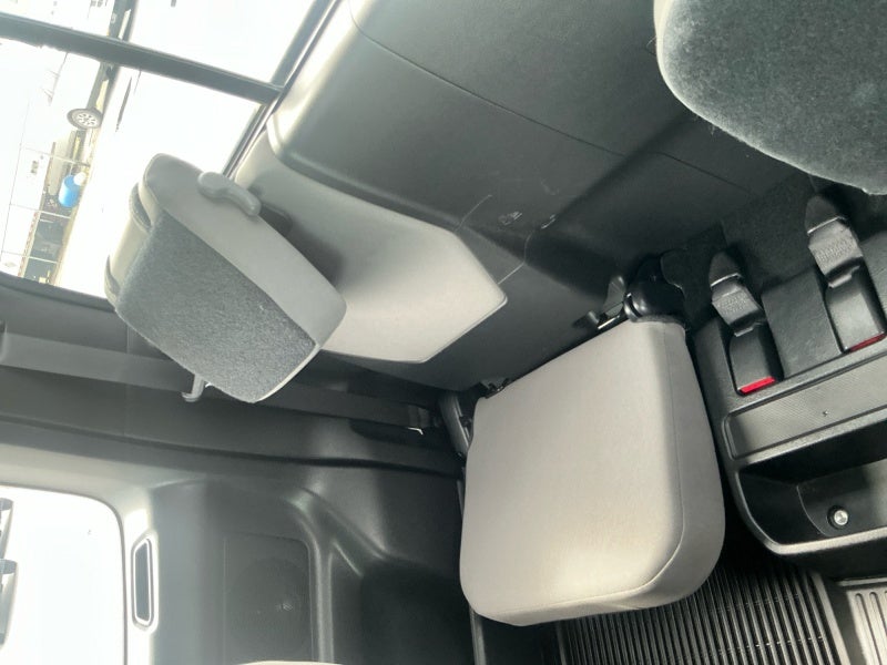 2020 Toyota TACOMA SR5 SR5