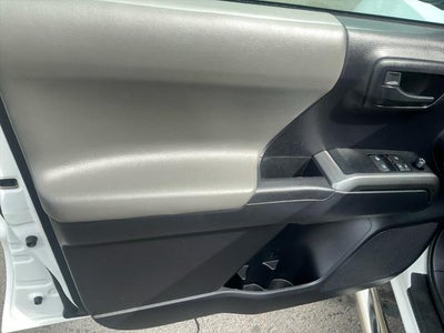 2020 Toyota TACOMA SR5 SR5