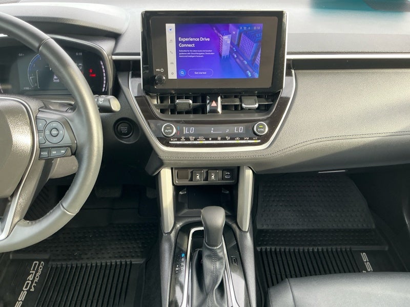 2025 Toyota Corolla Cross XLE