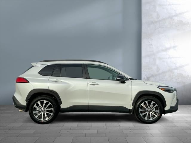 2025 Toyota Corolla Cross XLE