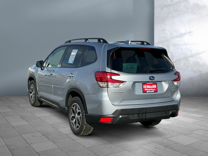 2022 Subaru Forester Premium