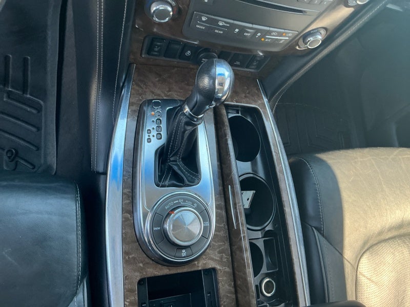 2016 INFINITI QX80 4WD 4dr