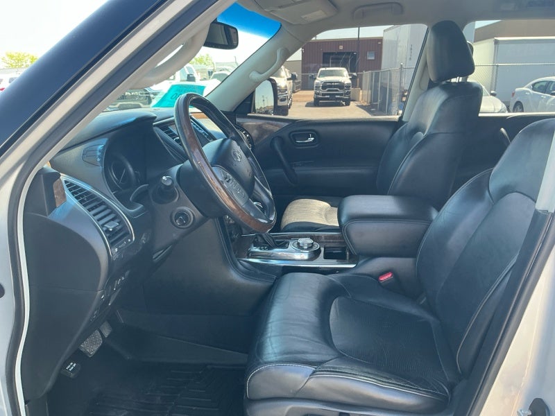 2016 INFINITI QX80 4WD 4dr