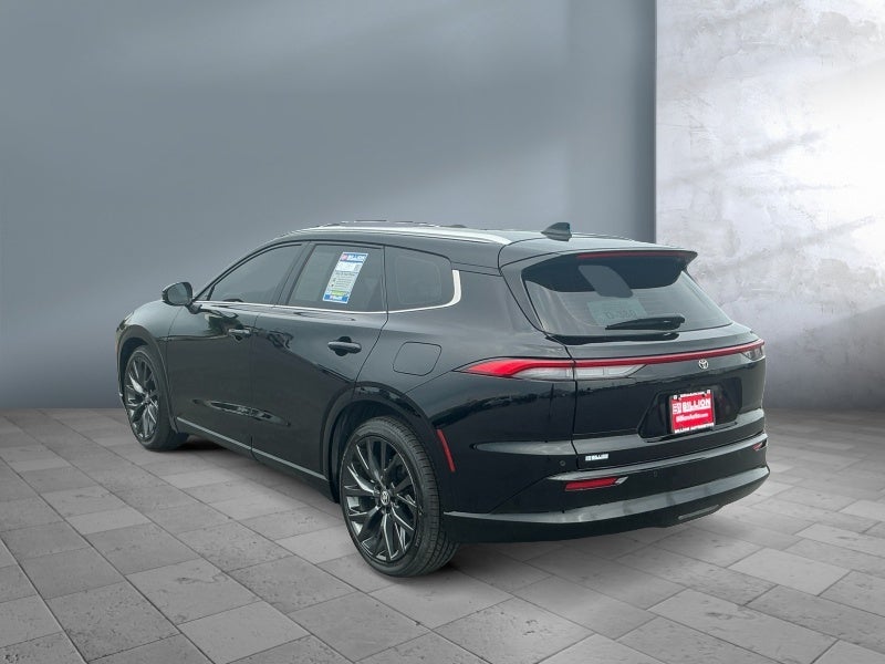 2025 Toyota Toyota Crown Signia Limited