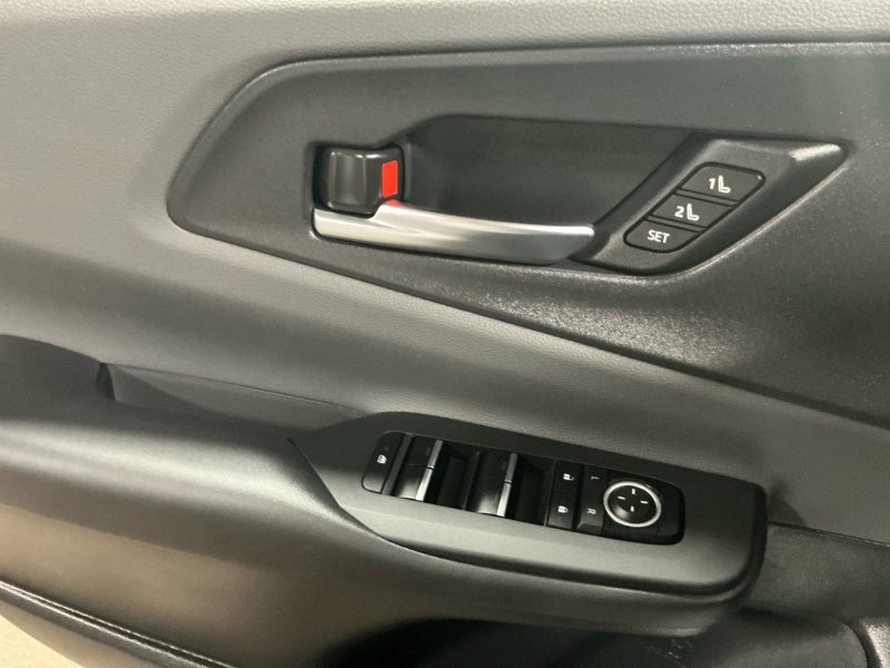 2024 Toyota PRIUS Limited