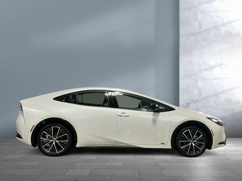 2024 Toyota PRIUS Limited