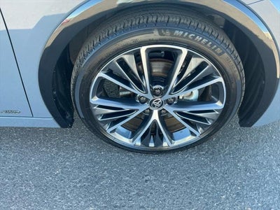 2024 Toyota PRIUS Limited