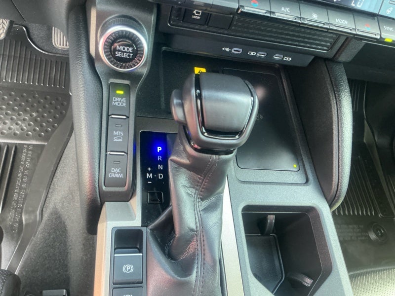 2024 Toyota Land Cruiser 4WD (Natl)