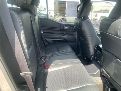 2024 Toyota Land Cruiser 4WD (Natl)