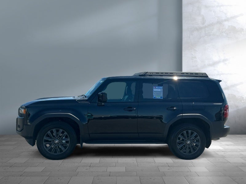 2025 Toyota Land Cruiser 4WD (Natl)
