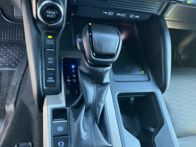 2025 Toyota Land Cruiser 4WD (Natl)