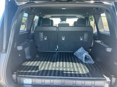 2025 Toyota Land Cruiser 4WD (Natl)