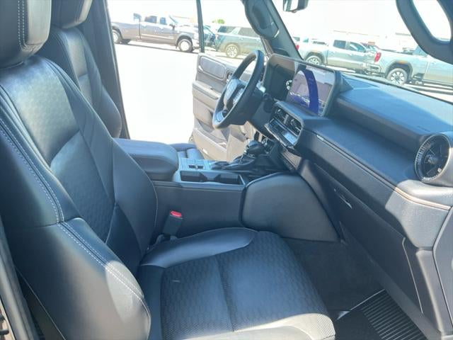 2025 Toyota Land Cruiser 4WD (Natl)
