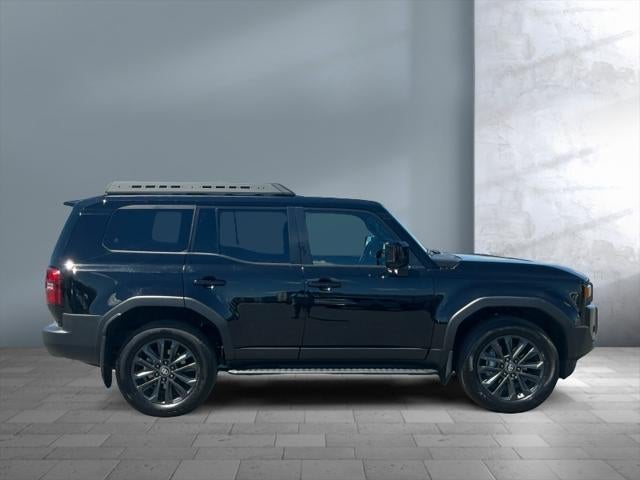 2025 Toyota Land Cruiser 4WD (Natl)