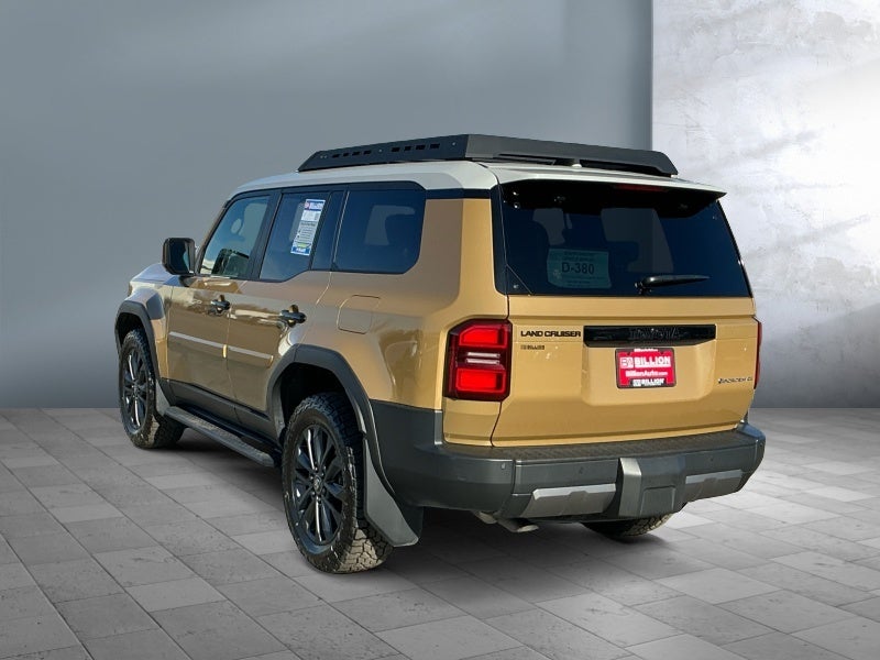 2025 Toyota LAND CRUISER 4WD (Natl)