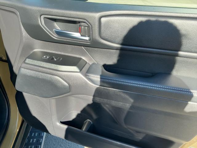 2025 Toyota LAND CRUISER 4WD (Natl)