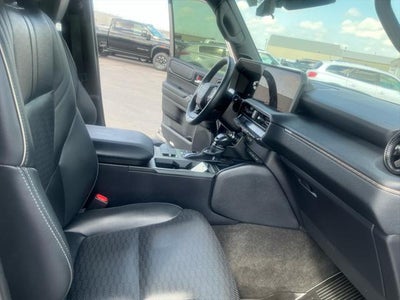 2024 Toyota Land Cruiser 4WD (Natl)