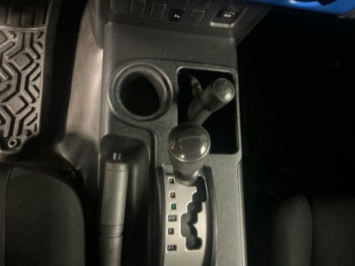 2007 Toyota FJ CRUISER 4WD 4dr Auto