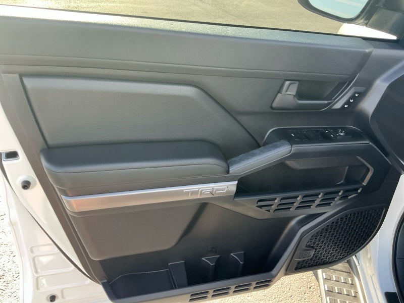 2025 Toyota 4RUNNER TRD Off Road Premium