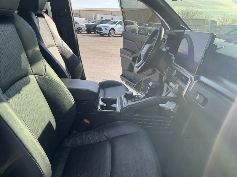 2025 Toyota 4RUNNER TRD Off Road Premium