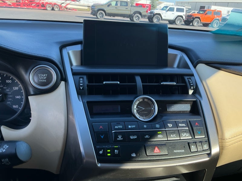 2016 Lexus NX 200t FWD 4dr