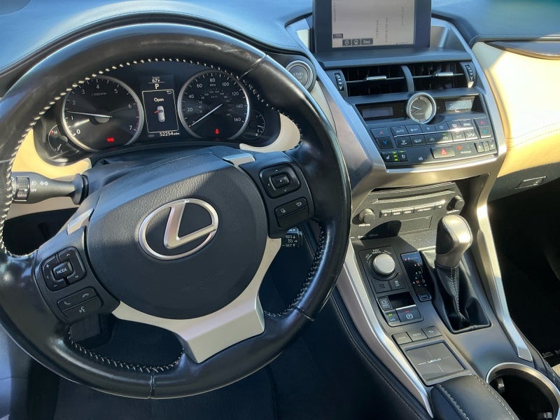 2016 Lexus NX 200t FWD 4dr