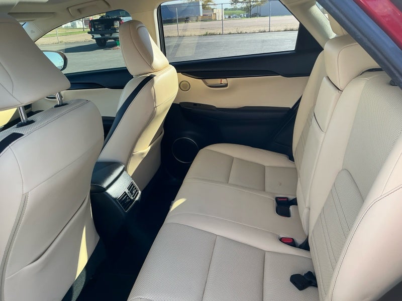 2016 Lexus NX 200t FWD 4dr