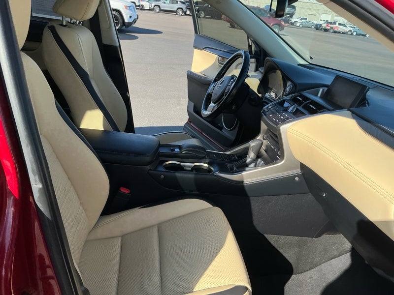 2016 Lexus NX 200t FWD 4dr