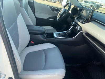 2022 Toyota RAV4 HYBRID Hybrid XLE Premium