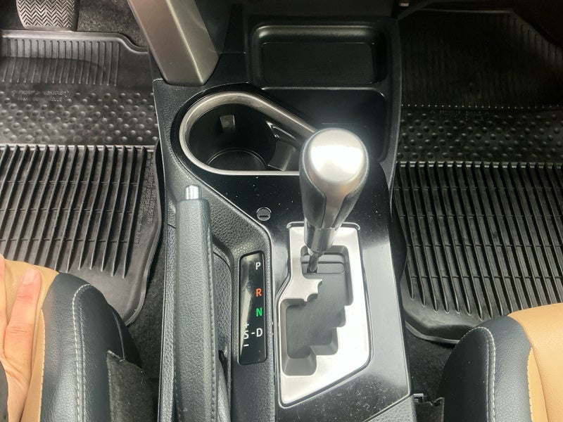 2017 Toyota RAV4 HYBRID Limited