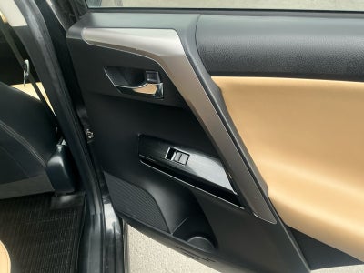 2017 Toyota RAV4 HYBRID Limited