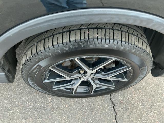 2017 Toyota RAV4 HYBRID SE