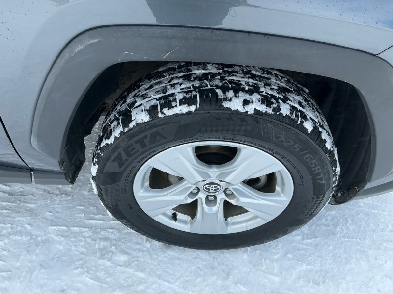 2020 Toyota RAV4 HYBRID Hybrid LE