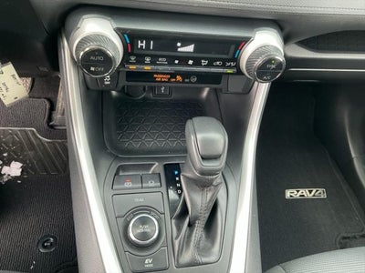 2020 Toyota RAV4 HYBRID Hybrid LE