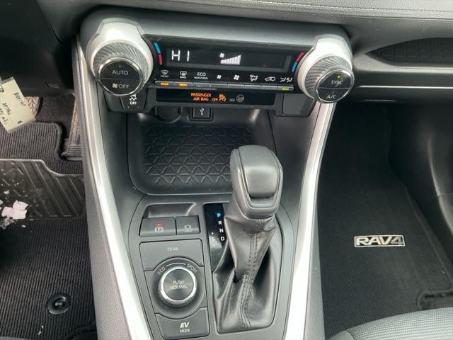 2020 Toyota RAV4 HYBRID Hybrid LE