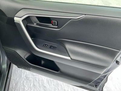 2020 Toyota RAV4 HYBRID Hybrid LE