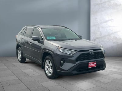 2020 Toyota RAV4 XLE