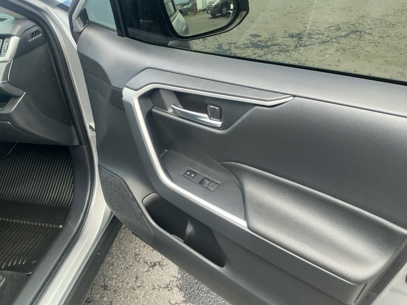 2025 Toyota RAV4 Hybrid Hybrid XLE