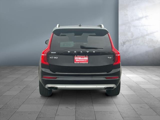 2018 Volvo XC90 Momentum