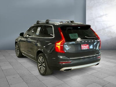 2021 Volvo XC90 Momentum