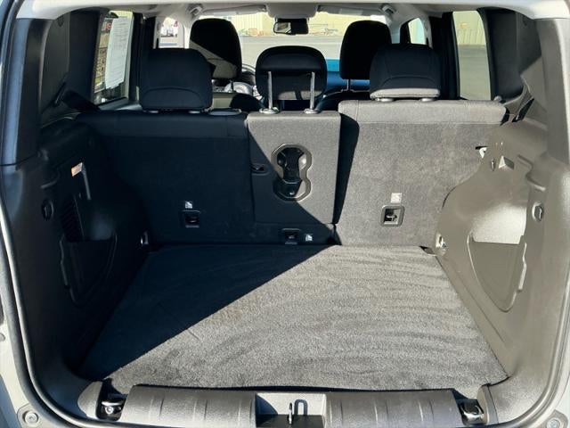 2022 Jeep Renegade Trailhawk