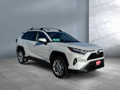2025 Toyota RAV4 XLE Premium