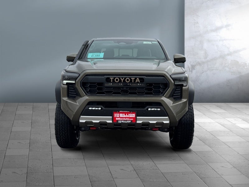 2026 Toyota Tacoma i-FORCE MAX Tacoma Trailhunter