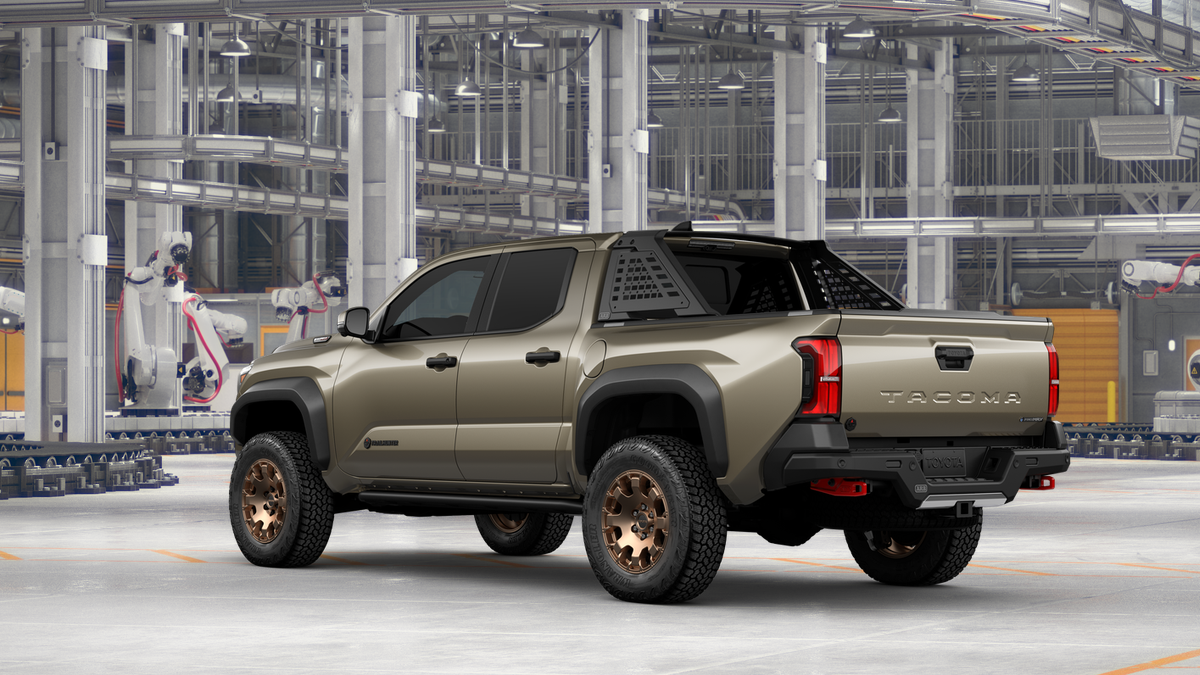 2026 Toyota Tacoma i-FORCE MAX Tacoma Trailhunter