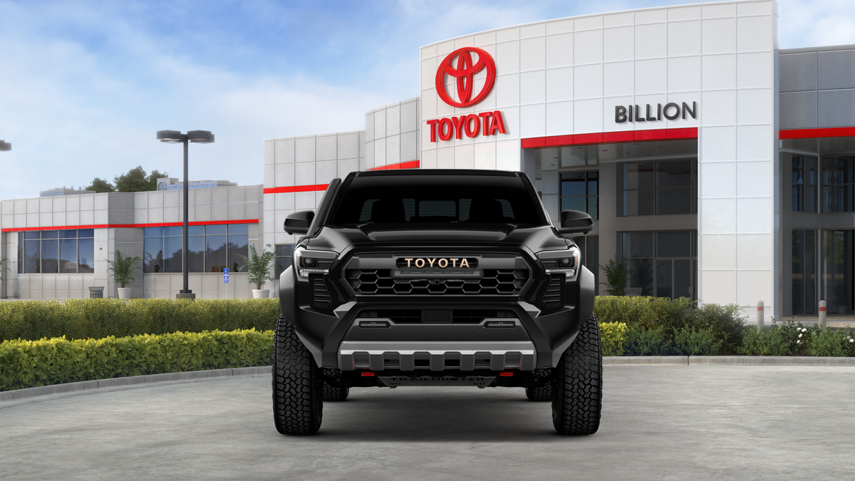 2026 Toyota Tacoma i-FORCE MAX Tacoma Trailhunter