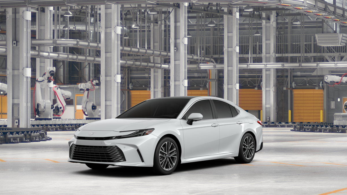 2026 Toyota Camry XLE AWD Hybrid's photo